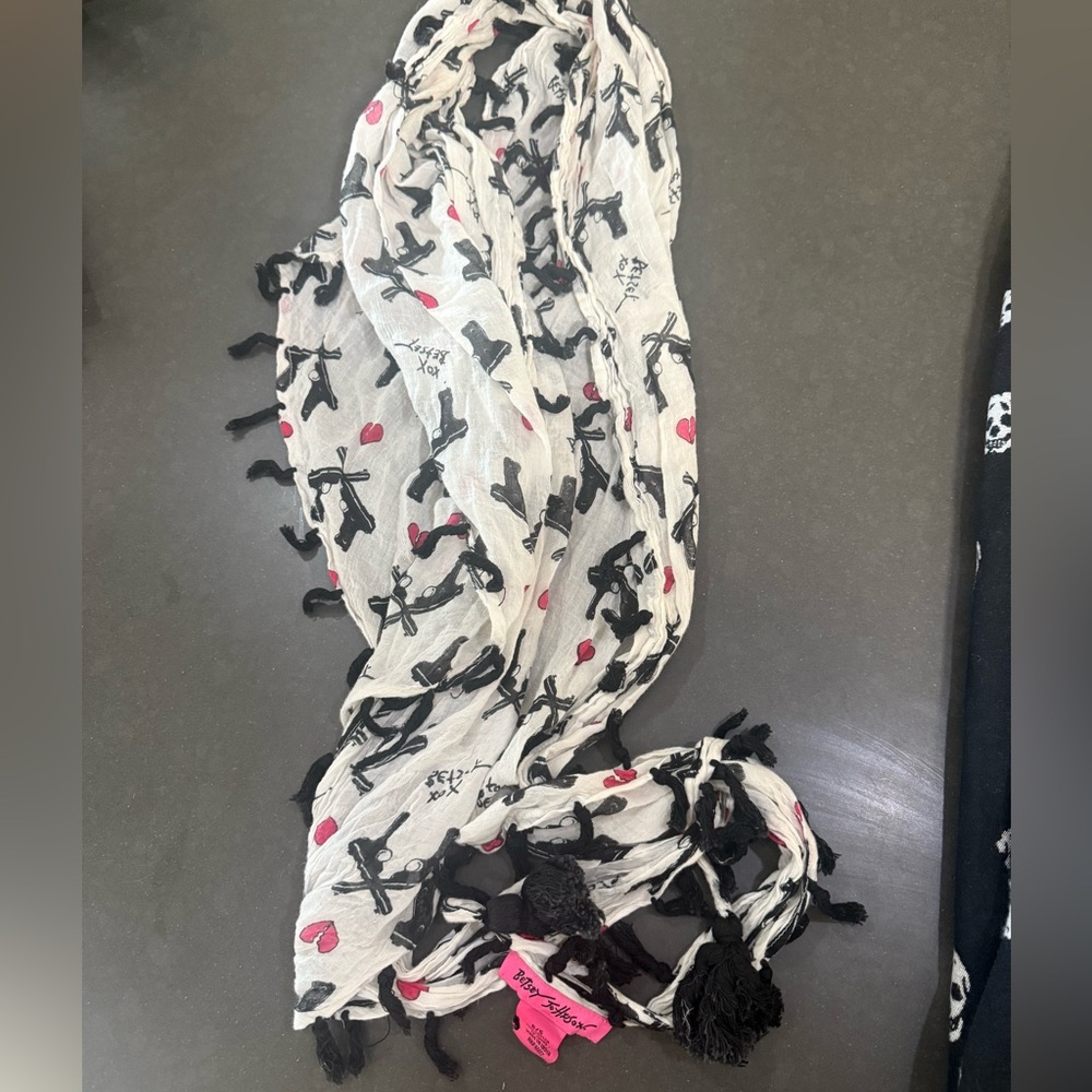 Betsey Johnson White Scarf with Black and Pink Pistols and Broken Hearts Design